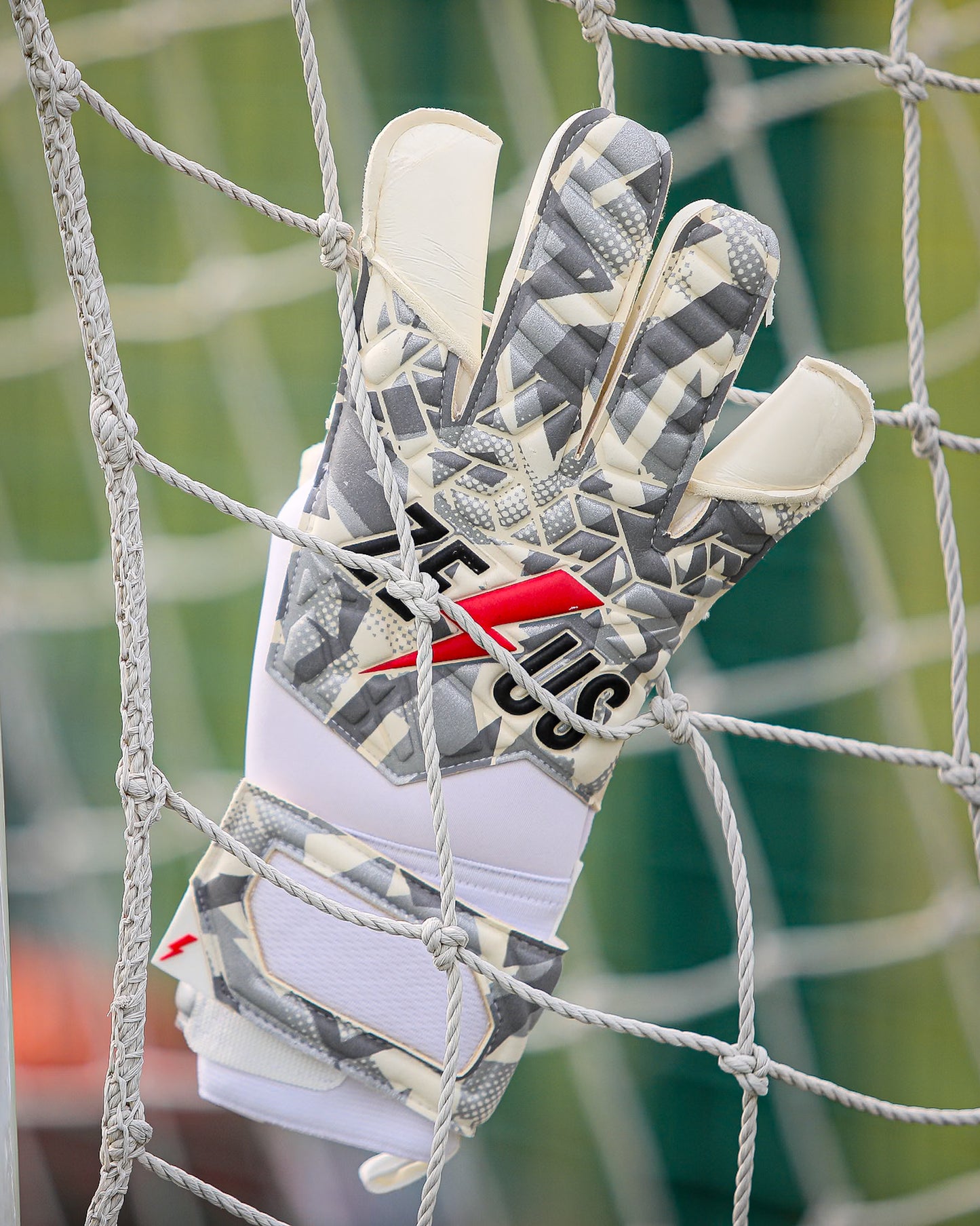 Zelus Flash Gloves (OG)