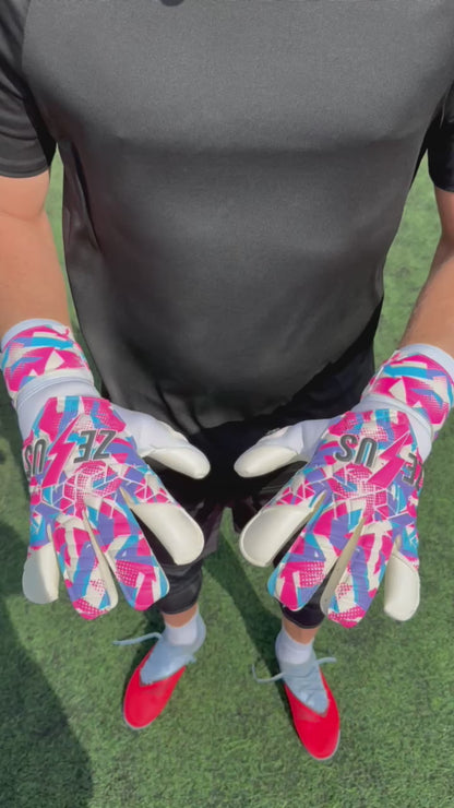 Zelus Flash Gloves (Hyperstrike)